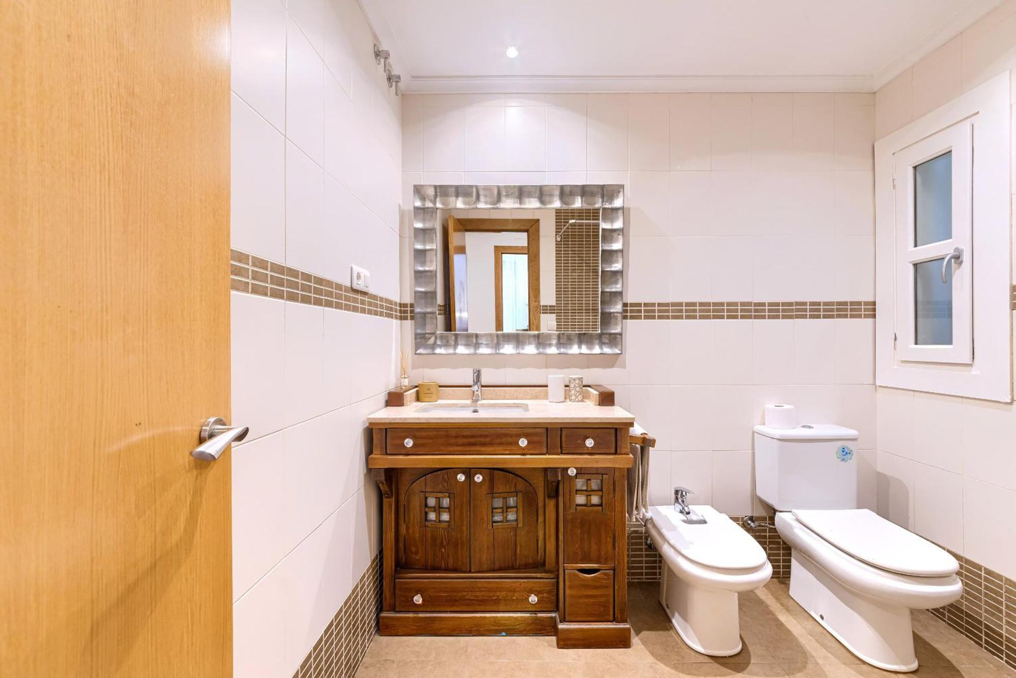 Appartement Vivienda Turistica Acogedora Y Elegante En Irala à Bilbao Extérieur photo