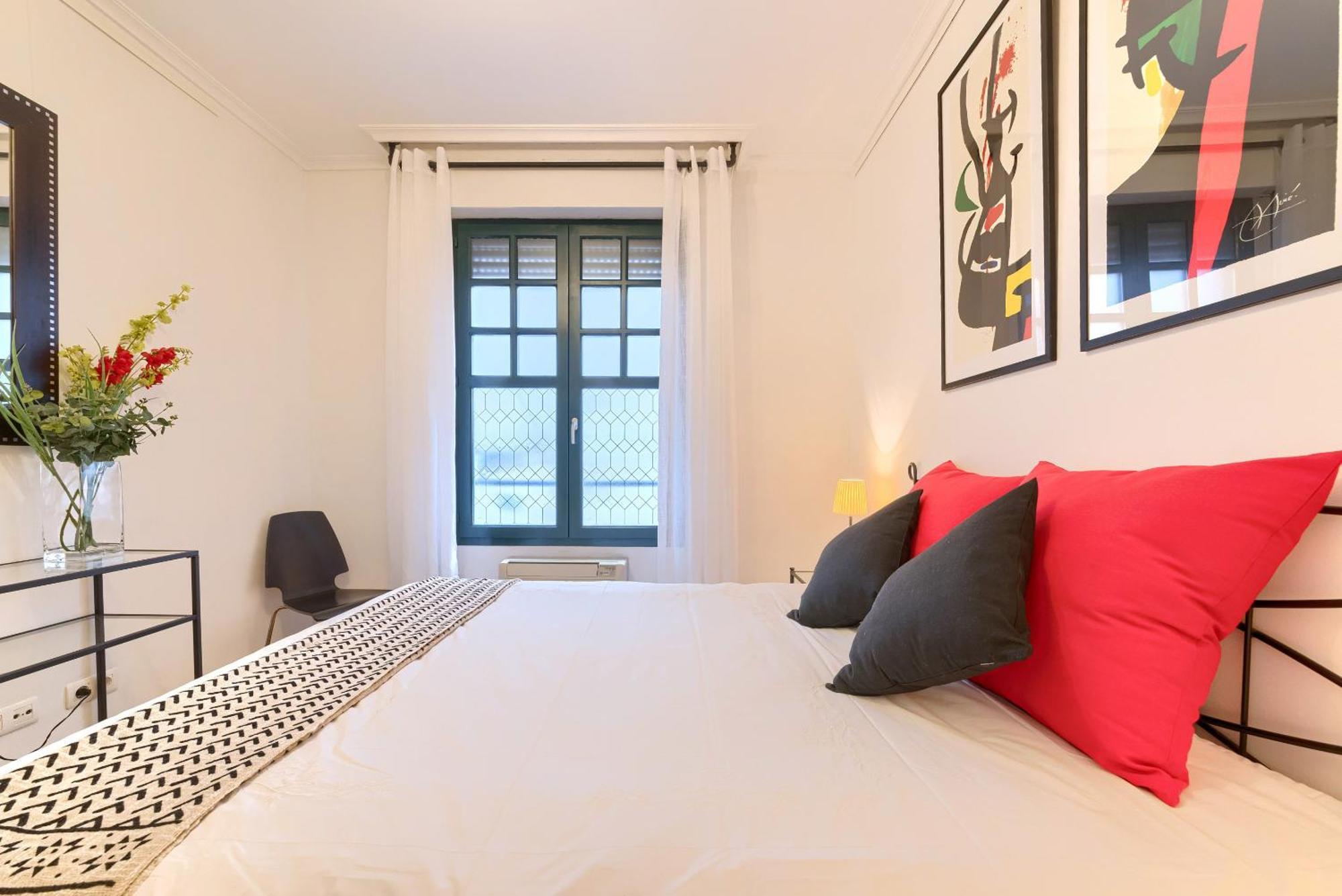 Appartement Vivienda Turistica Acogedora Y Elegante En Irala à Bilbao Extérieur photo