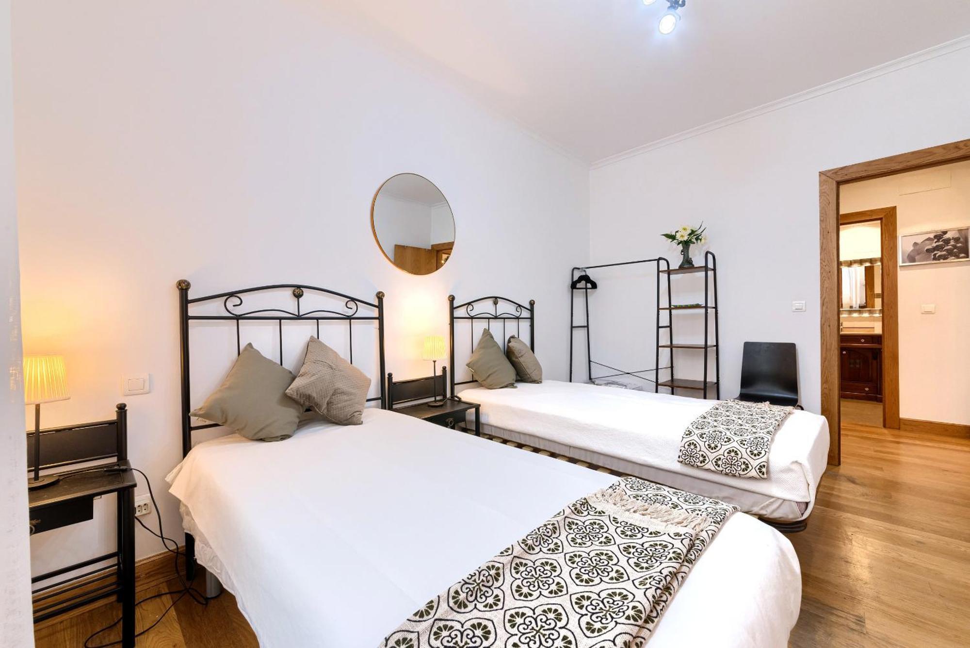 Appartement Vivienda Turistica Acogedora Y Elegante En Irala à Bilbao Extérieur photo