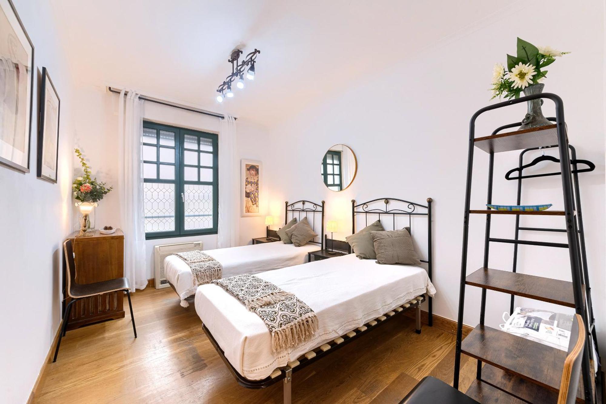 Appartement Vivienda Turistica Acogedora Y Elegante En Irala à Bilbao Extérieur photo