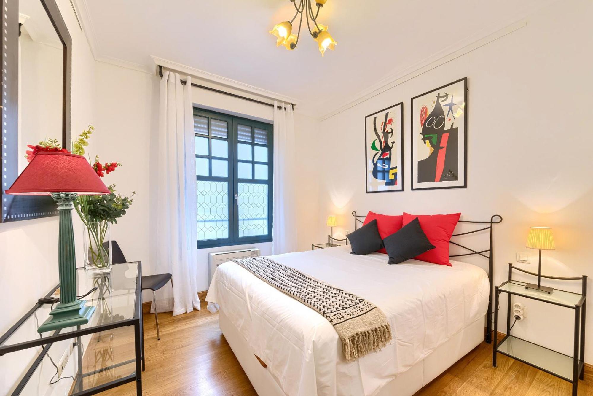 Appartement Vivienda Turistica Acogedora Y Elegante En Irala à Bilbao Extérieur photo
