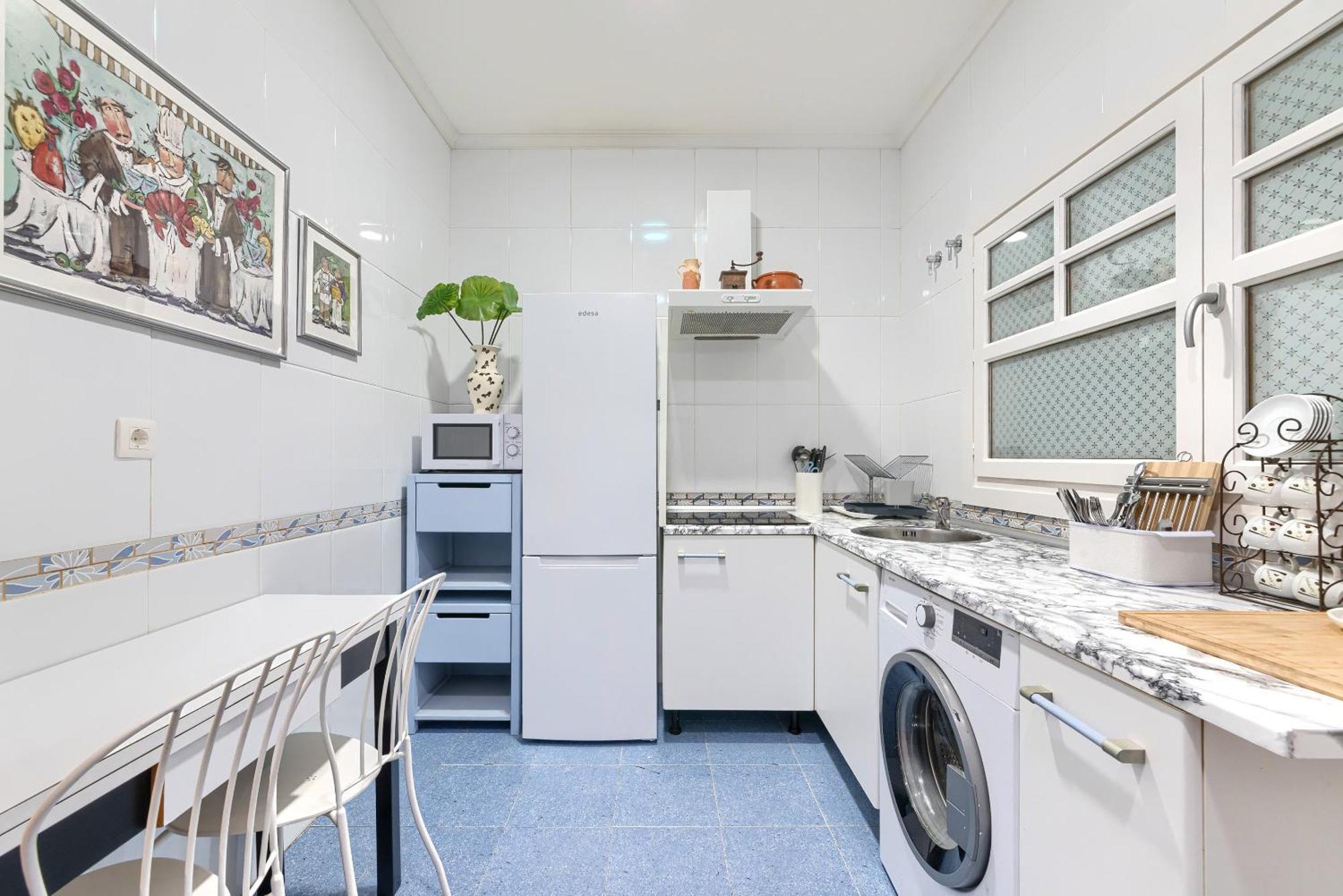 Appartement Vivienda Turistica Acogedora Y Elegante En Irala à Bilbao Extérieur photo